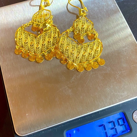 Jewelry - Hello, I have for sale  21k gold Turkish design earrings real solid gold